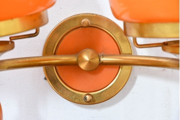 和製ヴィンテージ　被せガラスの温かな趣が漂うレトロデザインの壁掛け2灯照明　(R-084116)