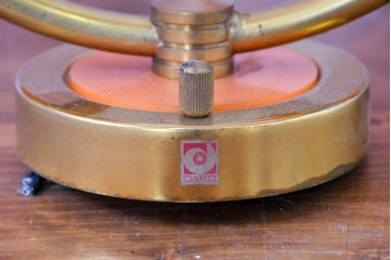 和製ヴィンテージ　被せガラスの温かな趣が漂うレトロデザインの壁掛け2灯照明　(R-084116)