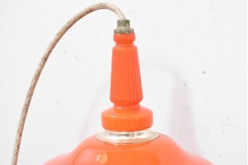 和製ヴィンテージ　鮮やかなオレンジガラスシェードのペンダントライト　(R-084120)