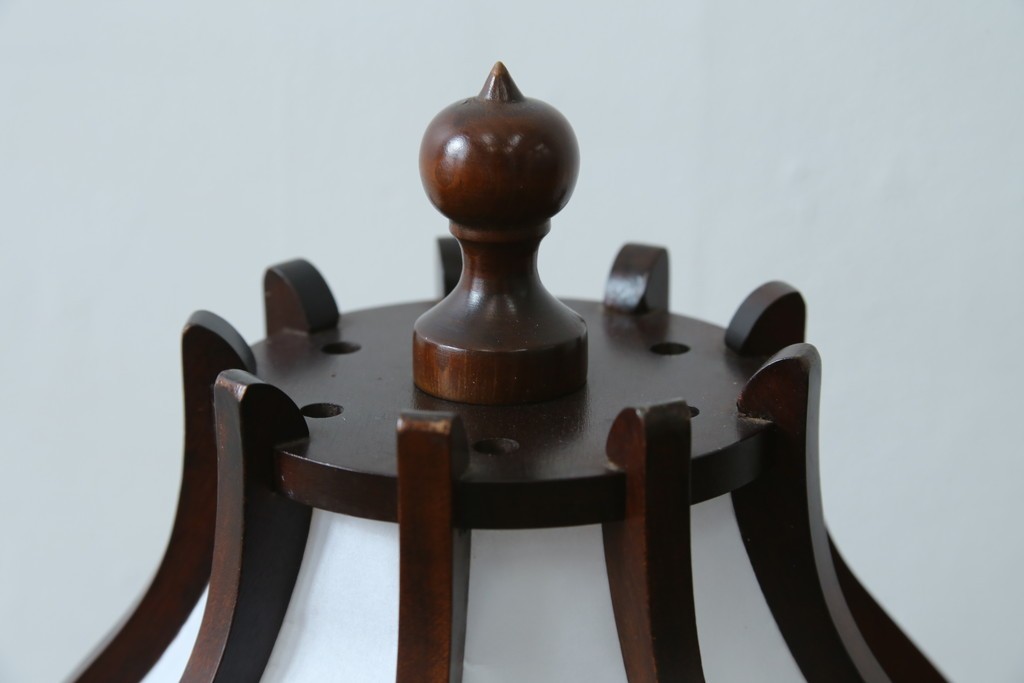 和製ヴィンテージ　北海道民芸家具　木枠の曲線と挽物脚が印象的な卓上照明　(R-084123)