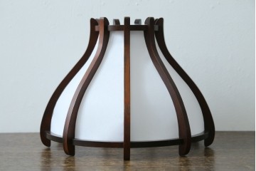 和製ヴィンテージ　北海道民芸家具　木枠の曲線と挽物脚が印象的な卓上照明　(R-084123)