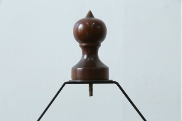 和製ヴィンテージ　北海道民芸家具　木枠の曲線と挽物脚が印象的な卓上照明　(R-084123)