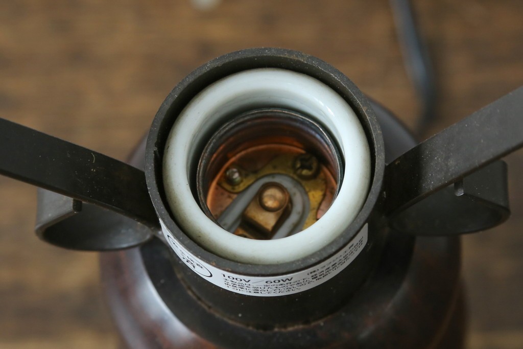 和製ヴィンテージ　北海道民芸家具　木枠の曲線と挽物脚が印象的な卓上照明　(R-084123)