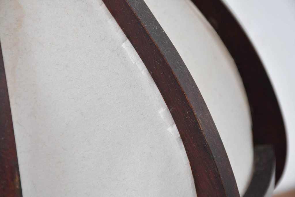 和製ヴィンテージ　北海道民芸家具　木枠の曲線と挽物脚が印象的な卓上照明　(R-084123)