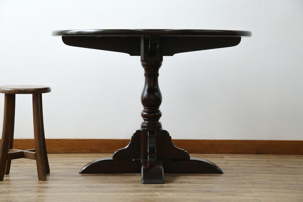 中古　美品　松本民芸家具　気品漂うクラシックなラウンドテーブル　(R-084124)