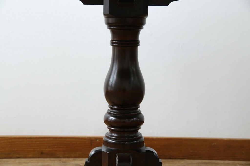 中古　美品　松本民芸家具　気品漂うクラシックなラウンドテーブル　(R-084124)