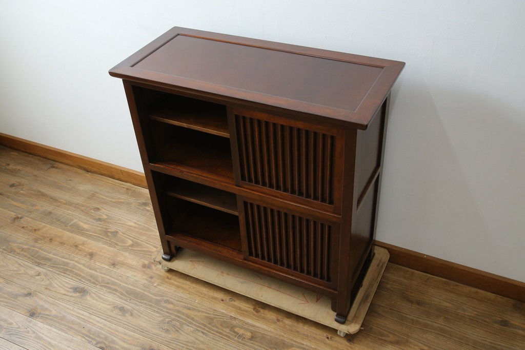 中古　美品　松本民芸家具　A型舞良茶タンス　洗練された佇まいの収納棚　(R-084125)