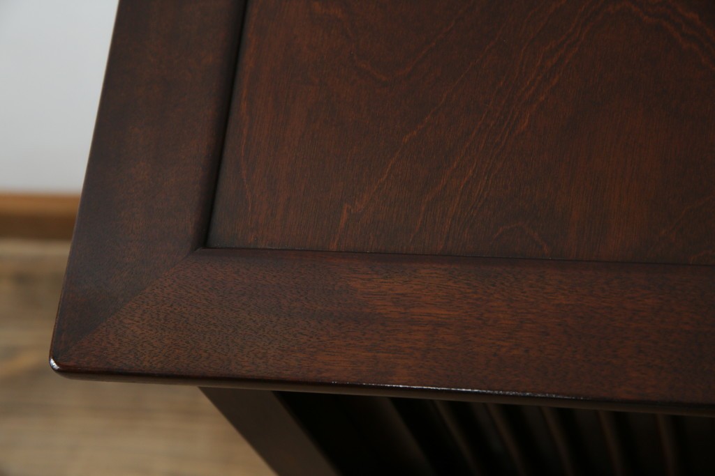 中古　美品　松本民芸家具　A型舞良茶タンス　洗練された佇まいの収納棚　(R-084125)