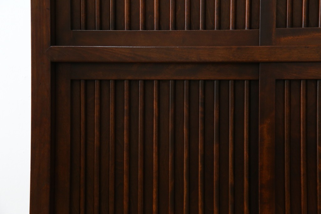 中古　美品　松本民芸家具　A型舞良茶タンス　洗練された佇まいの収納棚　(R-084125)