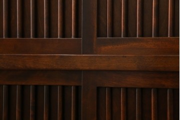 中古　美品　松本民芸家具　A型舞良茶タンス　洗練された佇まいの収納棚　(R-084125)