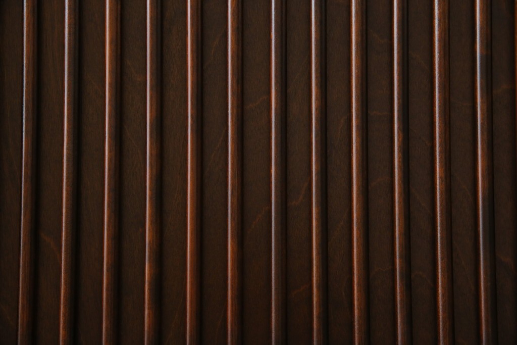 中古　美品　松本民芸家具　A型舞良茶タンス　洗練された佇まいの収納棚　(R-084125)