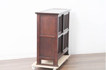 中古　美品　松本民芸家具　A型舞良茶タンス　洗練された佇まいの収納棚(下駄箱、靴箱、本箱、戸棚、食器棚、サイドボード)(R-084125)