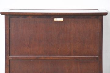 中古　美品　松本民芸家具　A型舞良茶タンス　洗練された佇まいの収納棚(下駄箱、靴箱、本箱、戸棚、食器棚、サイドボード)(R-084125)