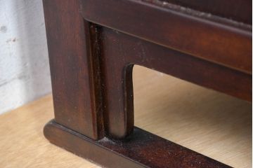 中古　美品　松本民芸家具　A型舞良茶タンス　洗練された佇まいの収納棚(下駄箱、靴箱、本箱、戸棚、食器棚、サイドボード)(R-084125)