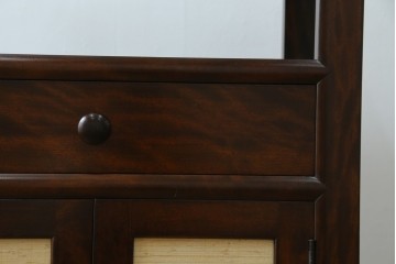 中古　松本民芸家具　和室にも洋室にも馴染む小振りなサイドキャビネット　(R-084126)