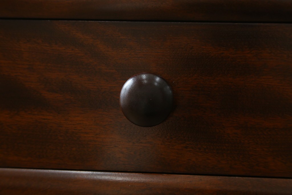 中古　松本民芸家具　和室にも洋室にも馴染む小振りなサイドキャビネット　(R-084126)