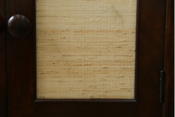 中古　松本民芸家具　和室にも洋室にも馴染む小振りなサイドキャビネット　(R-084126)