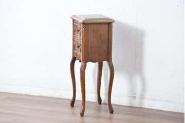 中古　海外輸入家具　天板大理石　クラシックなデザインが魅力の引き出し収納付きサイドテーブル(カフェテーブル、ナイトテーブル、花台、飾り台)(R-084127)