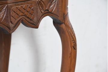 中古　海外輸入家具　天板大理石　クラシックなデザインが魅力の引き出し収納付きサイドテーブル(カフェテーブル、ナイトテーブル、花台、飾り台)(R-084127)