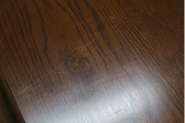 中古　美品　静岡老舗家具メーカー　IDF太田長　栗材　アトランタ(ATLANTA)　上品な彫刻デザインと多機能収納が魅力のサイドボード　(R-084129)