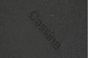 中古　美品　Cassina(カッシーナ)　675　MARALUNGA(マラルンガ)　本革(レザー)　洗練されたモダンデザインと極上の座り心地を兼ね備えた1人掛けソファ+オットマンのセット(ハイバック/ローバック、アームソファ、チェア、椅子、イス、一人掛け、1P、フットスツール)(定価約150万円)(R-084130)
