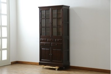 中古　美品　北海道民芸家具　HM160K　洗練されたデザインで空間に上質感をプラスする食器棚　(R-084131)