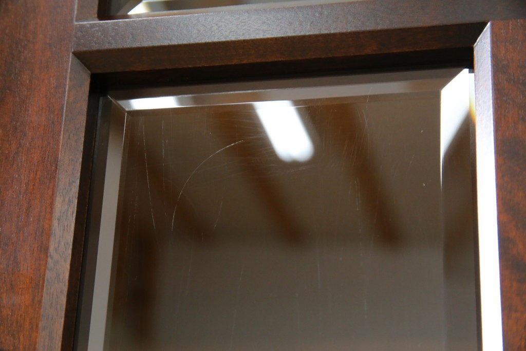 中古　美品　北海道民芸家具　HM160K　洗練されたデザインで空間に上質感をプラスする食器棚　(R-084131)