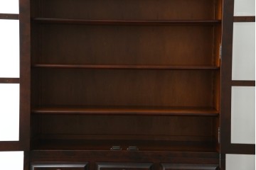 中古　美品　北海道民芸家具　HM160K　洗練されたデザインで空間に上質感をプラスする食器棚　(R-084131)