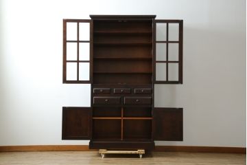 中古　美品　北海道民芸家具　HM160K　洗練されたデザインで空間に上質感をプラスする食器棚(本箱、戸棚、収納棚、飾り棚、キャビネット、バラ売り可能)(R-084131)