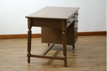 和製ビンテージ　神戸洋家具　オーク材　ノスタルジックな雰囲気漂う片袖机(ワークデスク、オフィスデスク、在宅用、在宅ワーク用、ヴィンテージ)(R-084134)