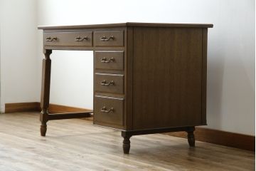 和製ビンテージ　神戸洋家具　オーク材　ノスタルジックな雰囲気漂う片袖机(ワークデスク、オフィスデスク、在宅用、在宅ワーク用、ヴィンテージ)(R-084134)