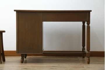 和製ビンテージ　神戸洋家具　オーク材　ノスタルジックな雰囲気漂う片袖机(ワークデスク、オフィスデスク、在宅用、在宅ワーク用、ヴィンテージ)(R-084134)