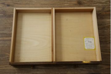 中古　三越家具　カントリーハウス　希少な絶版品!!　ブルージュ　挽き物加工や引手のデザインがおしゃれ!クラシカルな雰囲気を高めるデスク(片袖机、ワークデスク、在宅用、在宅ワーク用)(R-084135)