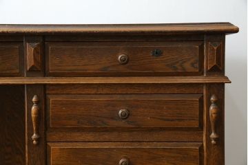 中古　三越家具　カントリーハウス　希少な絶版品!!　ブルージュ　挽き物加工や引手のデザインがおしゃれ!クラシカルな雰囲気を高めるデスク(片袖机、ワークデスク、在宅用、在宅ワーク用)(R-084135)