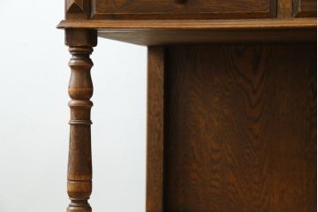 中古　三越家具　カントリーハウス　希少な絶版品!!　ブルージュ　挽き物加工や引手のデザインがおしゃれ!クラシカルな雰囲気を高めるデスク(片袖机、ワークデスク、在宅用、在宅ワーク用)(R-084135)
