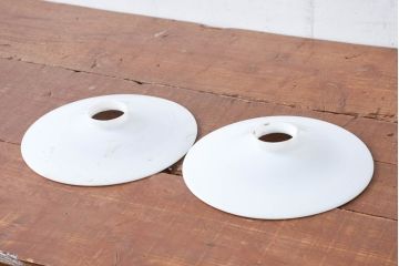 《引っ掛けシーリング式ペンダントライト加工費込み》　和製アンティーク　シンプルなフォルムで使いやすい平笠照明2個セット(天井照明、吊り下げ照明、ペンダントライト、シェード、電笠)(R-084140)