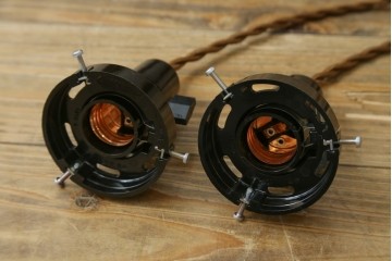 和製アンティーク　シンプルなフォルムで使いやすい平笠照明2個セット　(R-084141)