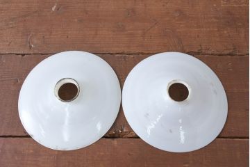 《引っ掛けシーリング式ペンダントライト加工費込み》　和製アンティーク　シンプルなフォルムで使いやすい平笠照明2個セット(天井照明、吊り下げ照明、ペンダントライト、シェード、電笠)(R-084143)
