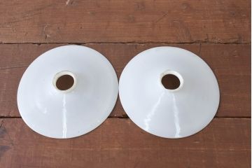 《引っ掛けシーリング式ペンダントライト加工費込み》　和製アンティーク　シンプルなフォルムで使いやすい平笠照明2個セット(天井照明、吊り下げ照明、ペンダントライト、シェード、電笠)(R-084144)
