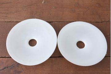 《引っ掛けシーリング式ペンダントライト加工費込み》　和製アンティーク　シンプルなフォルムで使いやすい平笠照明2個セット(天井照明、吊り下げ照明、ペンダントライト、シェード、電笠)(R-084144)