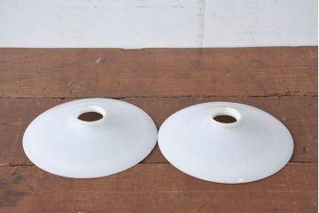 《引っ掛けシーリング式ペンダントライト加工費込み》　和製アンティーク　シンプルなフォルムで使いやすい平笠照明2個セット(天井照明、吊り下げ照明、ペンダントライト、シェード、電笠)(R-084146)