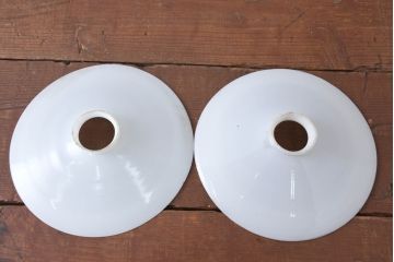《引っ掛けシーリング式ペンダントライト加工費込み》　和製アンティーク　シンプルなフォルムで使いやすい平笠照明2個セット(天井照明、吊り下げ照明、ペンダントライト、シェード、電笠)(R-084146)