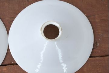 《引っ掛けシーリング式ペンダントライト加工費込み》　和製アンティーク　シンプルなフォルムで使いやすい平笠照明2個セット(天井照明、吊り下げ照明、ペンダントライト、シェード、電笠)(R-084147)