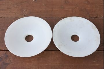 《引っ掛けシーリング式ペンダントライト加工費込み》　和製アンティーク　シンプルなフォルムで使いやすい平笠照明2個セット(天井照明、吊り下げ照明、ペンダントライト、シェード、電笠)(R-084147)