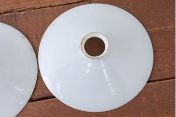 《引っ掛けシーリング式ペンダントライト加工費込み》　和製アンティーク　シンプルなフォルムで使いやすい平笠照明2個セット(天井照明、吊り下げ照明、ペンダントライト、シェード、電笠)(R-084148)