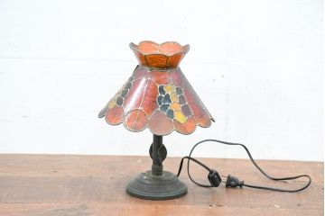 ビンテージ照明　上品で幻想的なステンドグラス風のテーブルスタンド(テーブルランプ、テーブル照明、テーブルライト、デスクライト、デスクスタンド、卓上照明、ヴィンテージ)(R-084167)