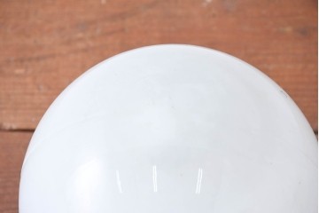 《天井・壁付け照明加工費込み》　和製アンティーク　球体型　レトロな丸いフォルムが可愛らしいウォールライト　(R-084168)