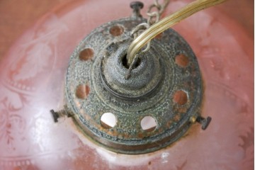 《引っ掛けシーリング式ペンダントライト加工費込み》　ビンテージ照明　可憐なグラデーションで彩るペンダントライト2個セット　(R-084174)