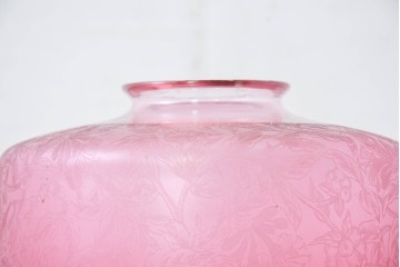 《引っ掛けシーリング式ペンダントライト加工費込み》　アンティーク照明　深いピンクで幻想的に彩るペンダントライト　(R-084175)