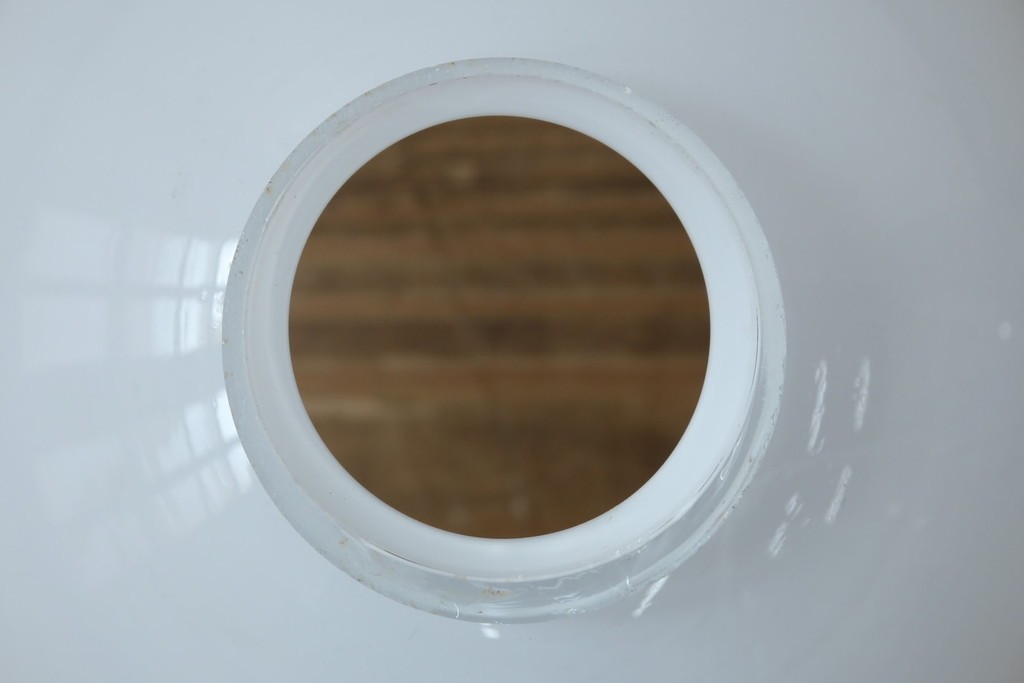 和製アンティーク　ぽってり丸みを帯びた乳白ガラスが可愛らしいペンダントライト　(R-084181)